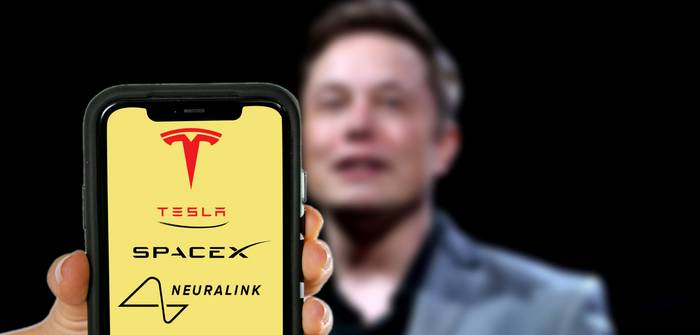Tesla-Aktionoptionen: Vom Anlegerklage-Prozess, Tweets und Elon Musk (Foto: Adobe Stock- kavi surya)