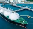Brunsbüttel LNG-Terminal erhält 40 Mio. EUR Unterstützung (Foto: AdobeStock - Yellow Boat 617010079)
