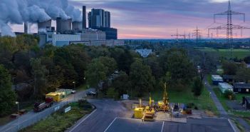 Thermalwasser ersetzt fossile Energieträger in der Fernwärme RWE Power erkundet Untergrund für geothermische (Foto: RWE.)