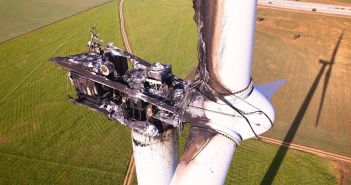 Windenergiebranche vor großen Herausforderungen - neue Lösungen (Foto: AdobeStock - Revive Photo Media 609002860)