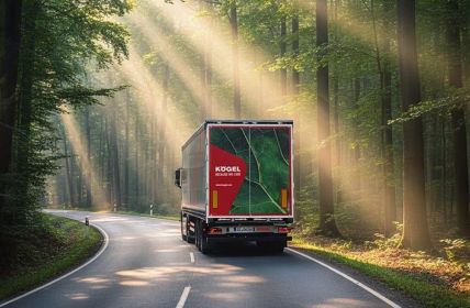 BALM-Förderprogramm US finanziert Lkw-Technik modern und umweltfreundlich ab (Foto: Kögel Trailer GmbH)