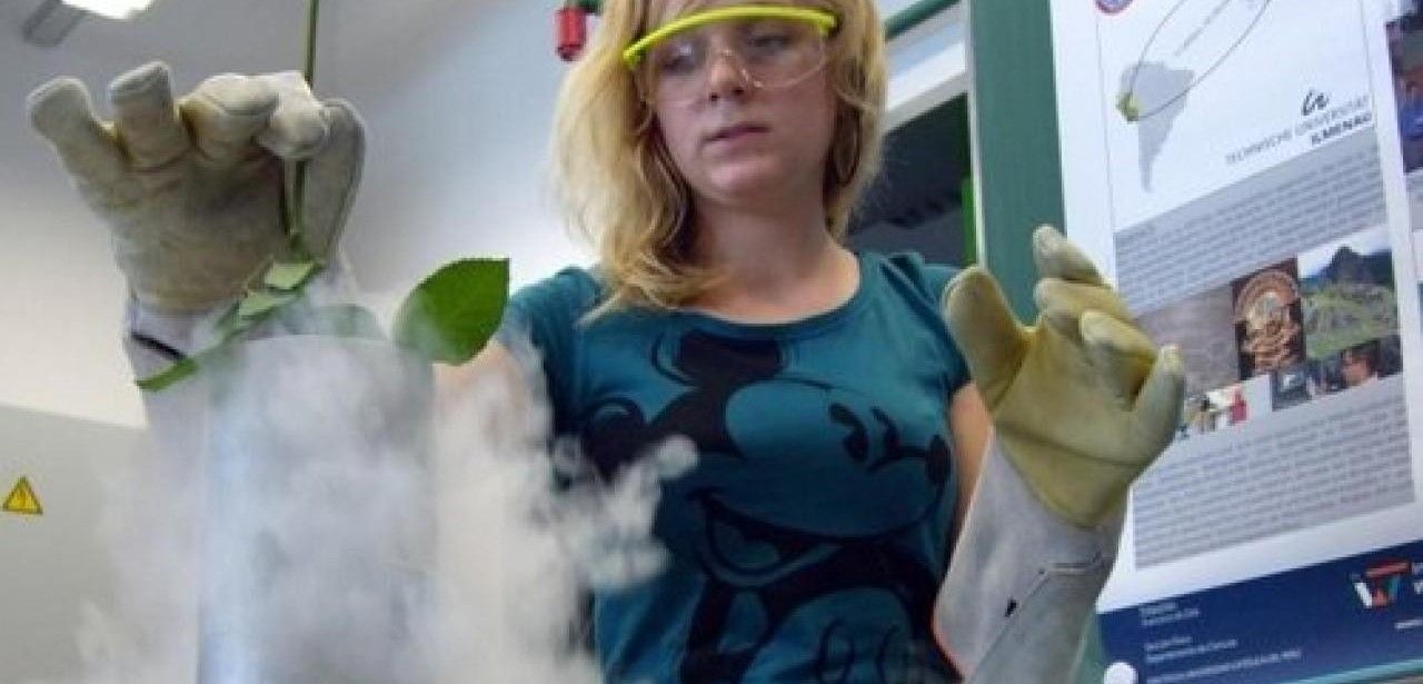 Sommeruni 2026 an TU Ilmenau: Einblicke in fünf Fakultäten (Foto: TU Ilmenau/Michael Reichel)